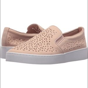 NEW VIONIC PERF LEATHER SLIP ON SNEAKER DUSTY PINK